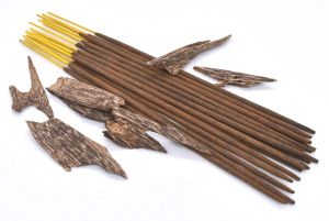 100% Natural Agarwood Incense Sticks